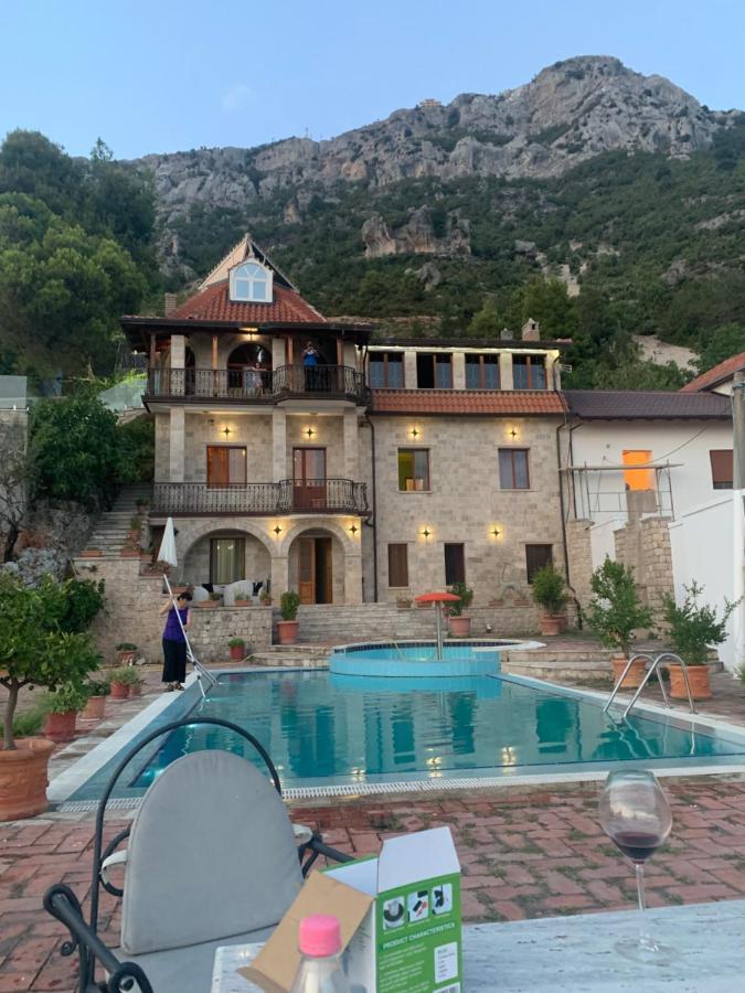 Villa Celaj “The Castle” Kruje Ngoại thất bức ảnh